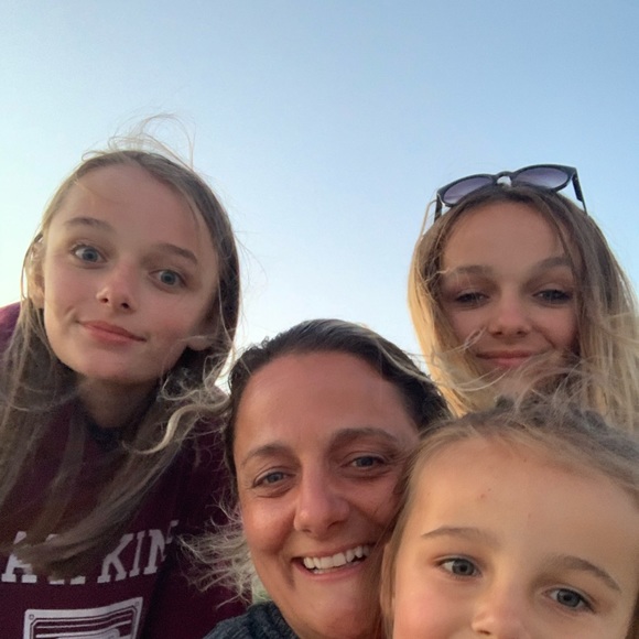 Meet your Posher, Sarah - Picture 4 of 5